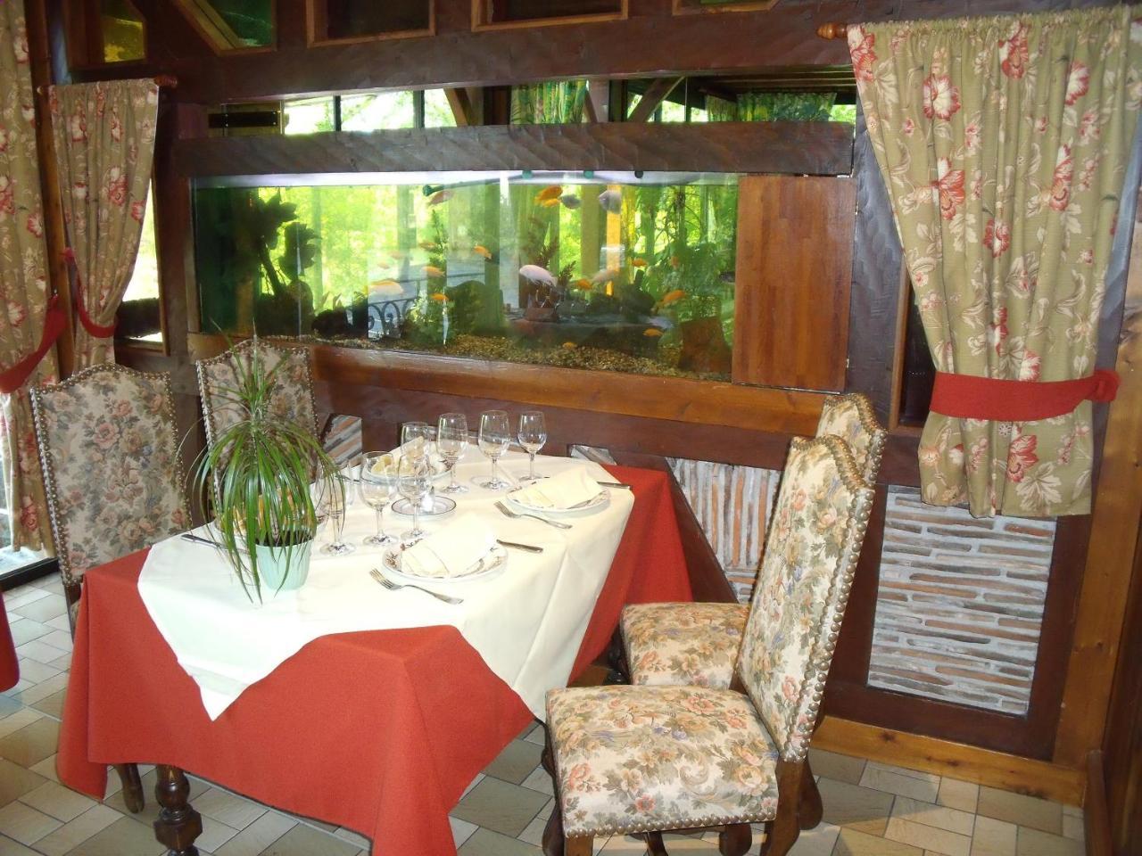 Hotel Restaurant L'Ecluse 安敦特里古南特 外观 照片